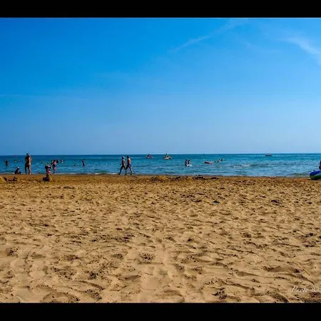 Lägenhet Comfy In Lido Dei Pini - Beahost Bibione