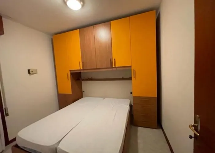 Apartamento Comfy In Lido Dei Pini - Beahost