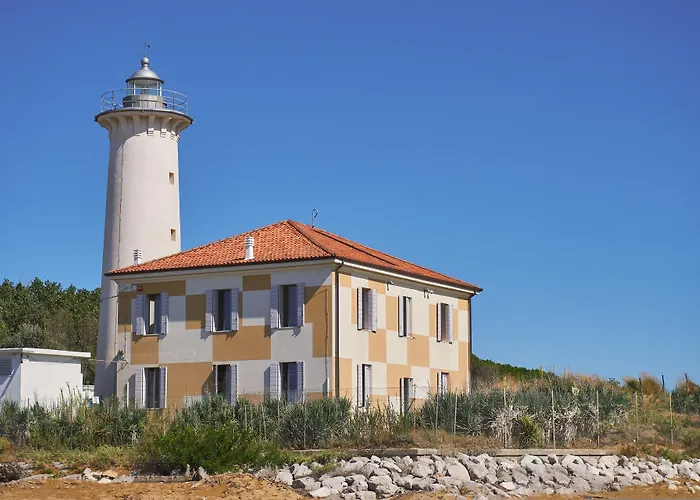 Comfy In Lido Dei Pini - Beahost