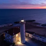 Апартаменти Comfy In Lido Dei Pini - Beahost Бібіоне