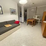Comfy In Lido Dei Pini - Beahost