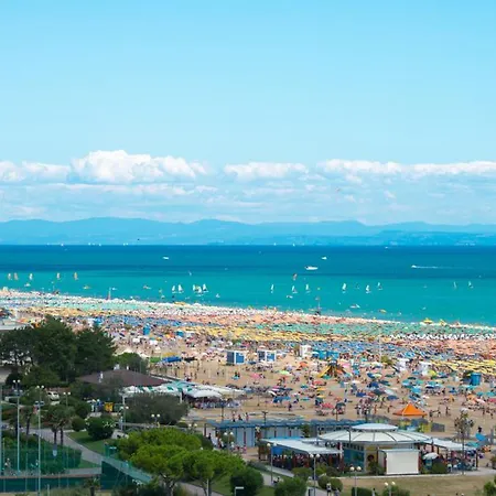 Comfy In Lido Dei Pini - Beahost Апартаменти