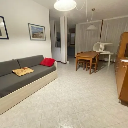 Comfy In Lido Dei Pini - Beahost