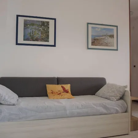 Comfy In Lido Dei Pini - Beahost