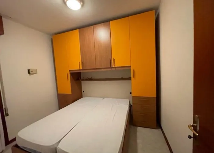 Comfy In Lido Dei Pini - Beahost Apartmán