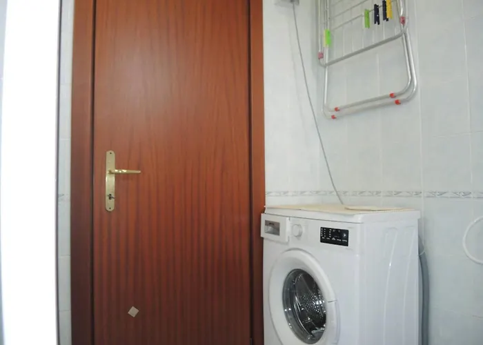 Comfy In Lido Dei Pini - Beahost 아파트